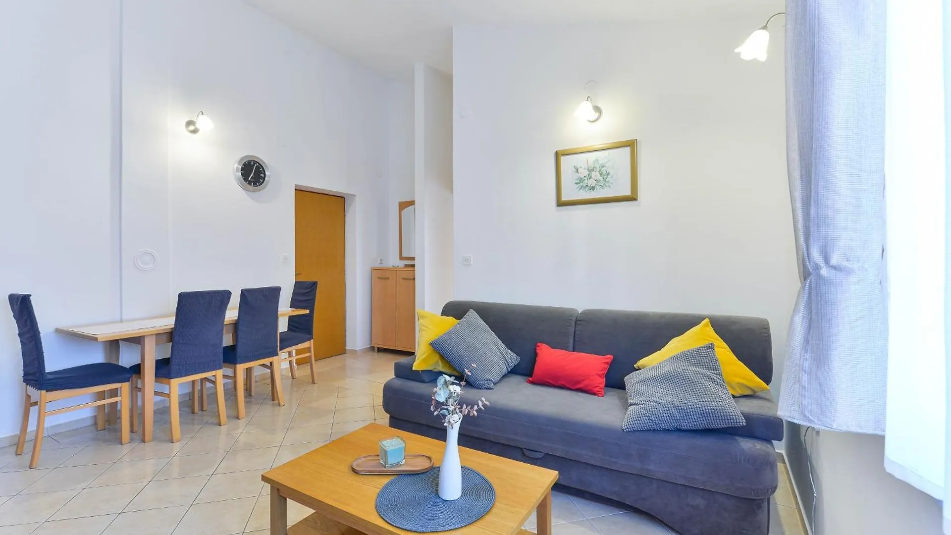 Apartment House Inga Вир