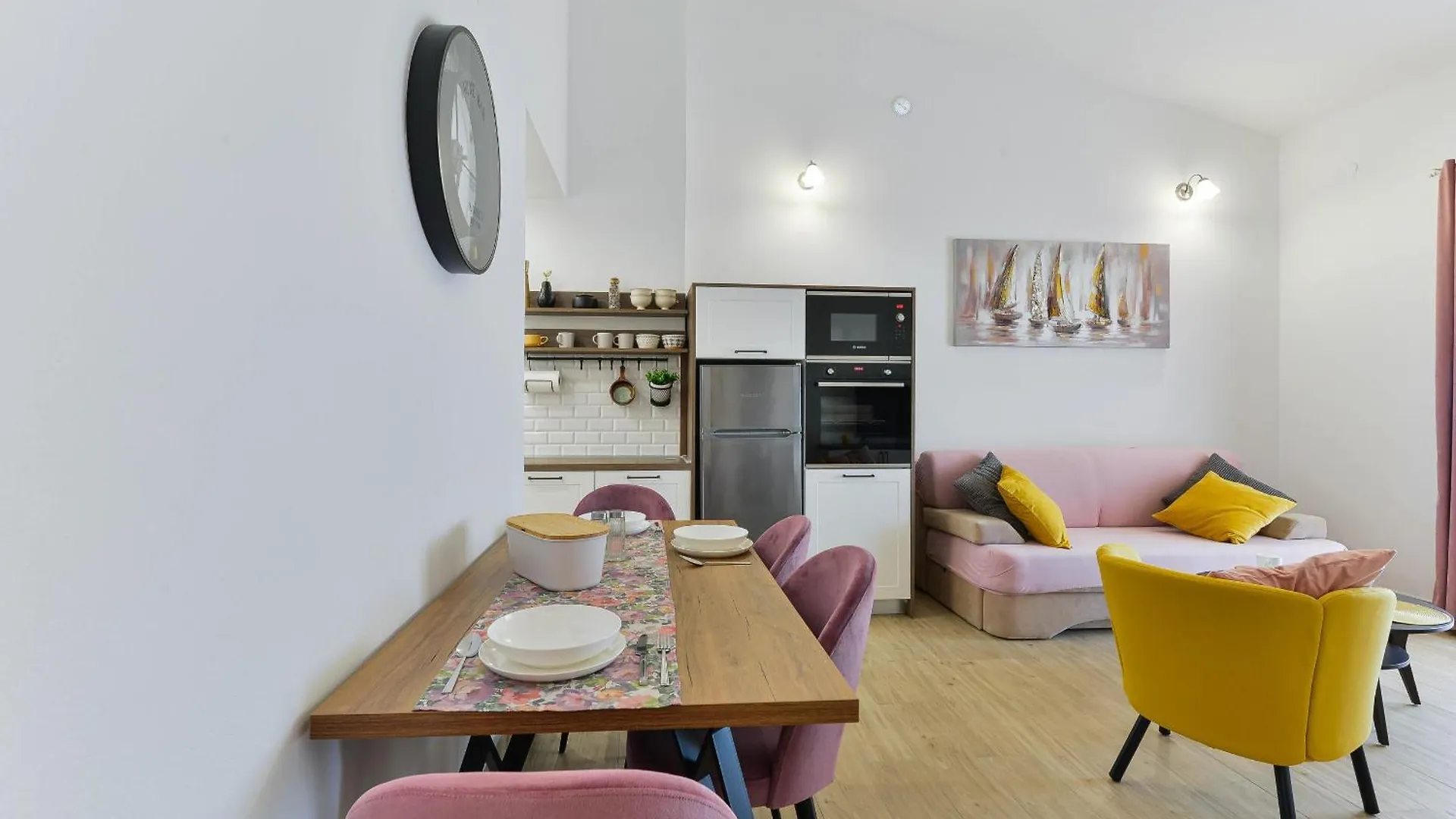 Apartment House Inga Вир