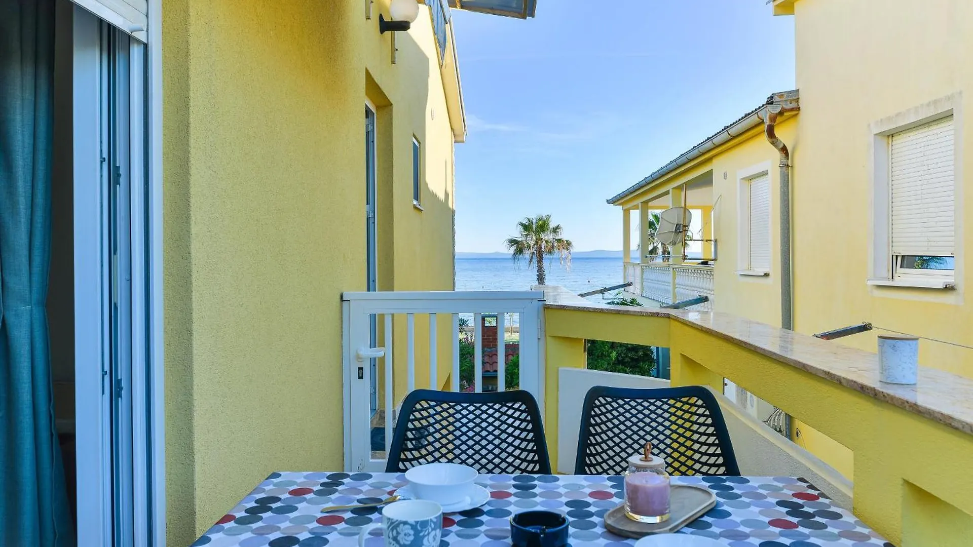 Apartment House Inga Вир
