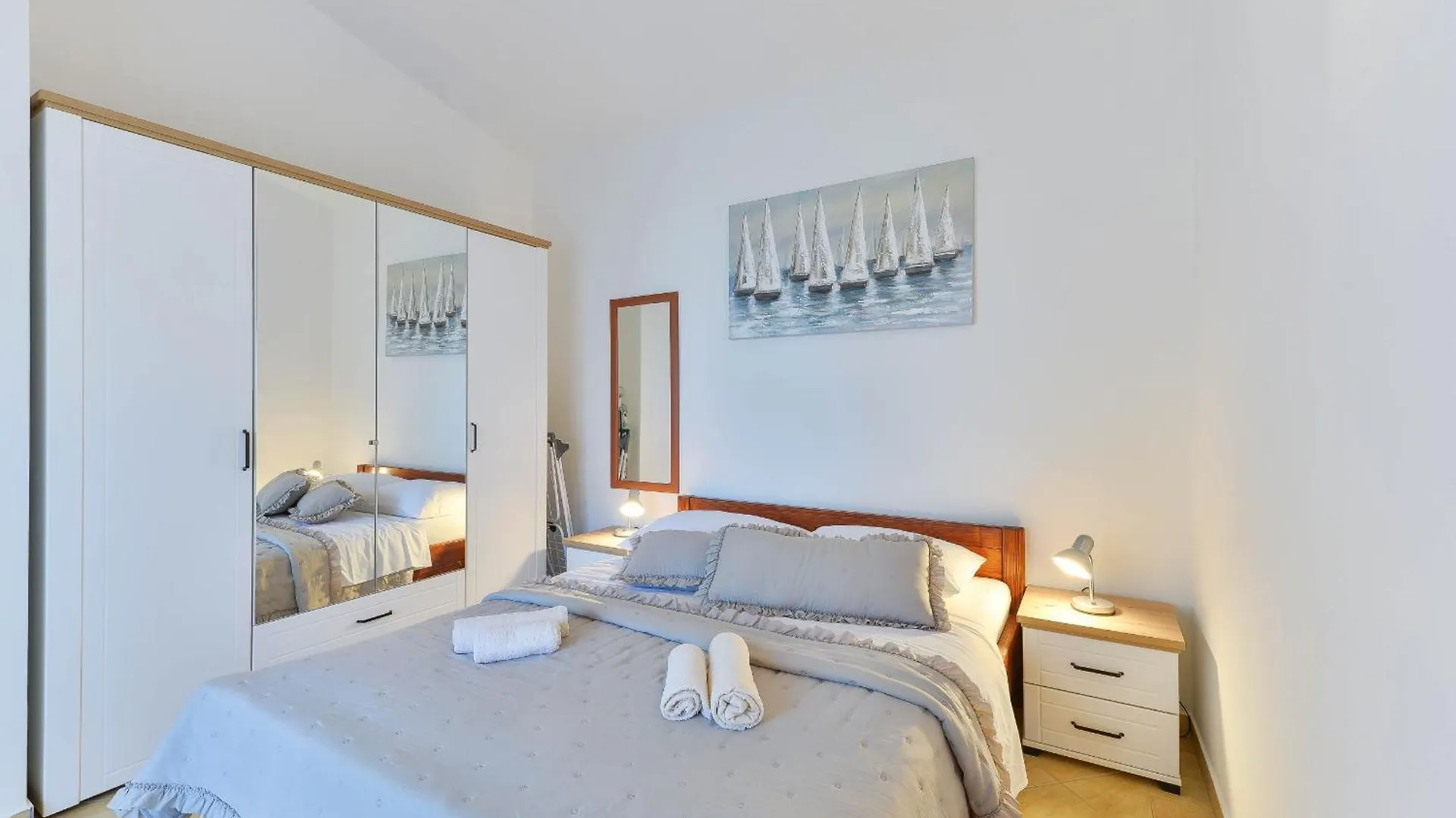 Apartment House Inga Vir Croatia