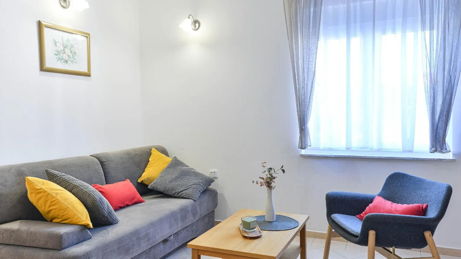Apartment House Inga Vir