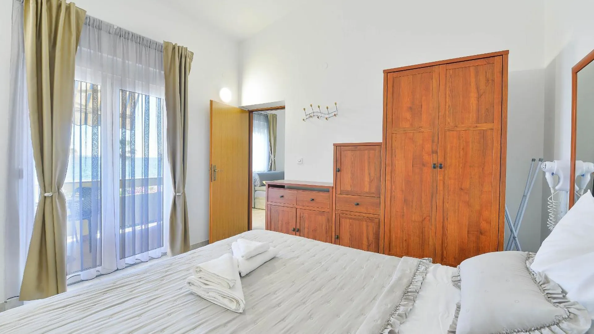 Apartment House Inga Vir Croatia