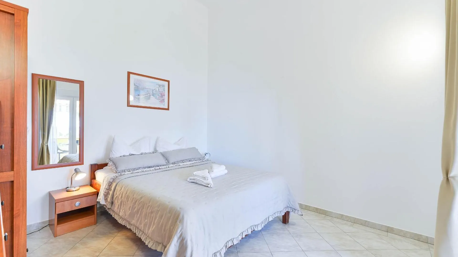 Apartment House Inga Vir